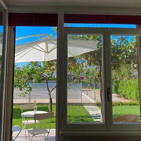 Casa Mar - B&B - テッラチーナ エクステリア 写真