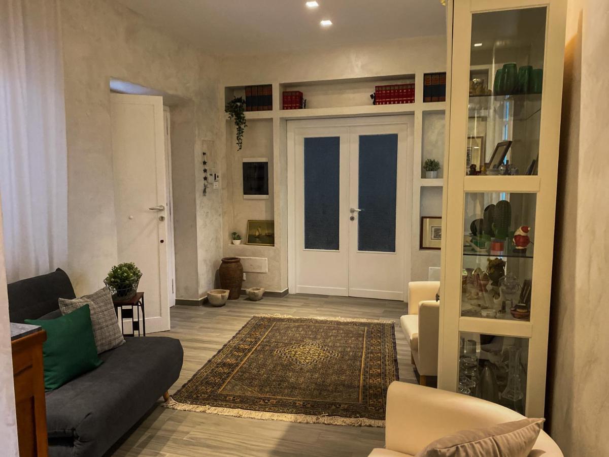 Casa Mar - B&B - テッラチーナ エクステリア 写真