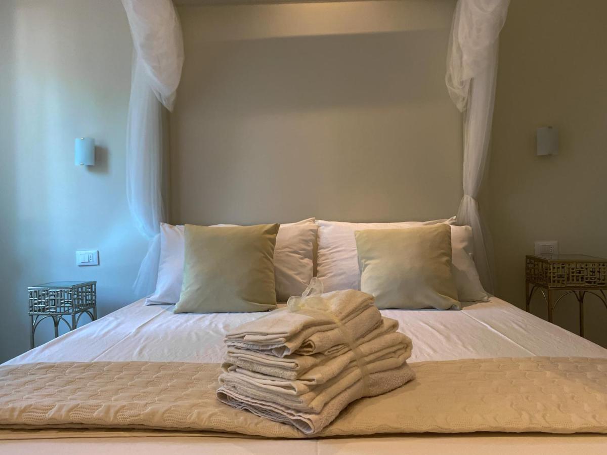 Casa Mar - B&B - テッラチーナ エクステリア 写真