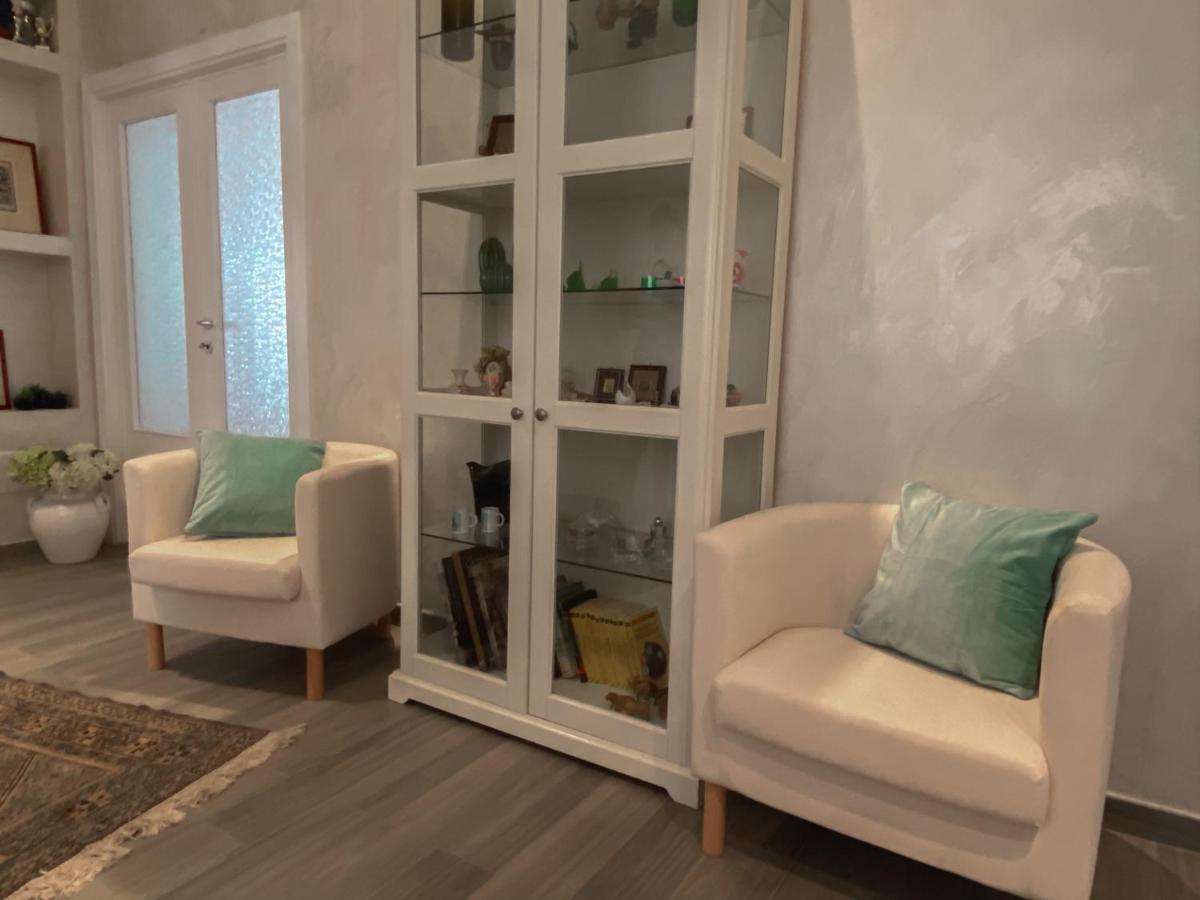 Casa Mar - B&B - テッラチーナ エクステリア 写真