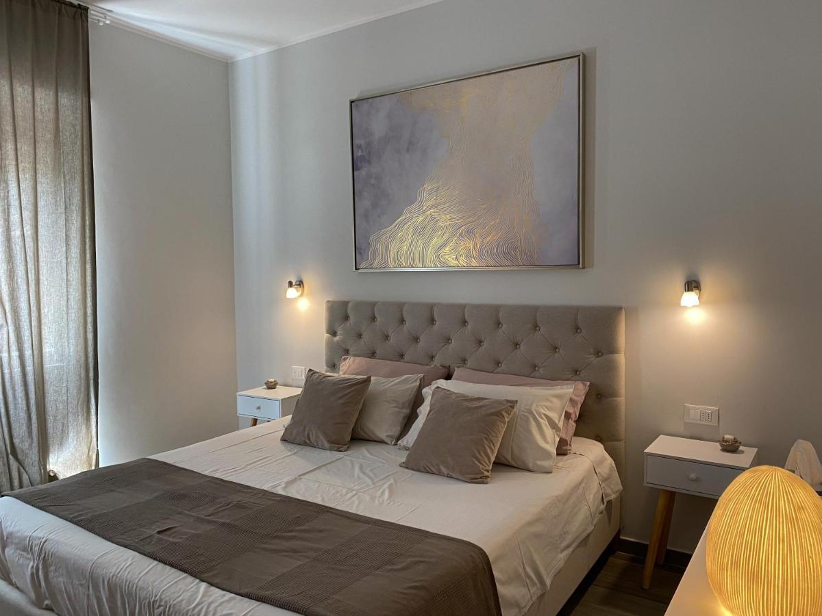 Casa Mar - B&B - テッラチーナ エクステリア 写真