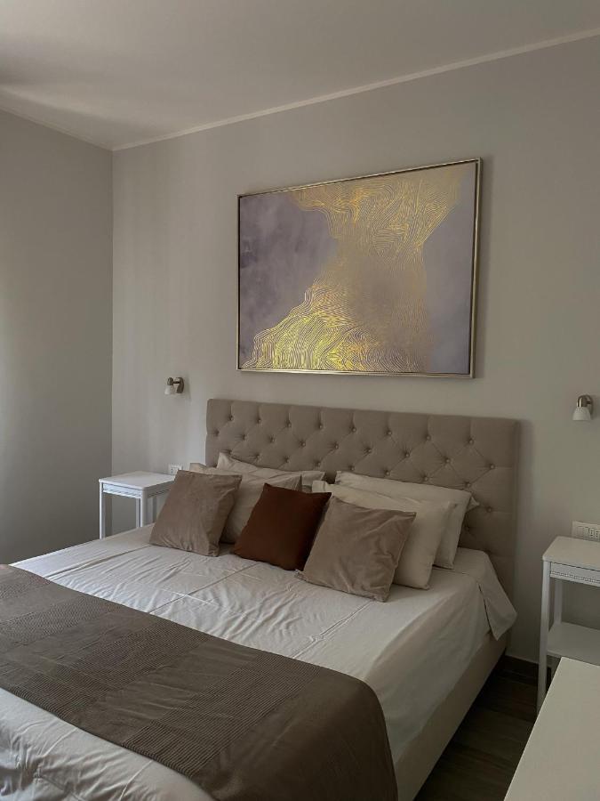 Casa Mar - B&B - テッラチーナ エクステリア 写真