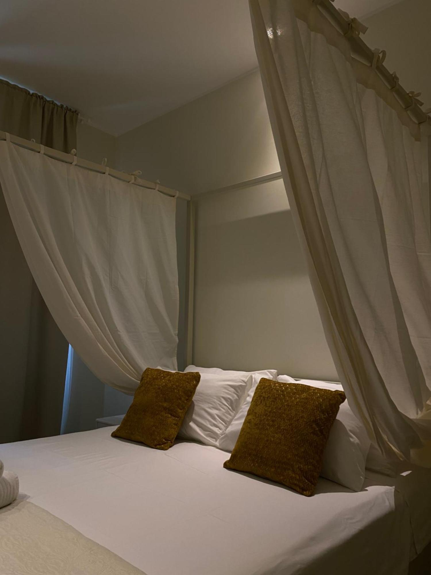 Casa Mar - B&B - テッラチーナ エクステリア 写真